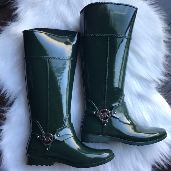 Michael Kors Shoes - 🆕 Michael Kors green rain boots size 8